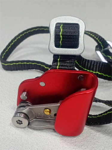  Зажим ножной Guru Glide right в Новороссийске  