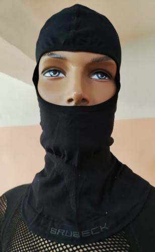 Подшлемник Brubeck без перфорации черный в Новороссийске